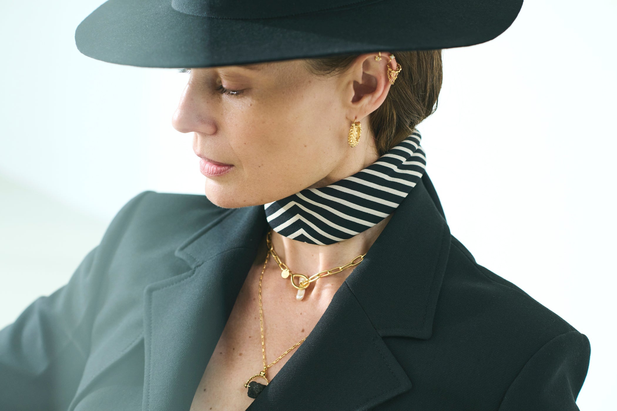Chane ear cuff