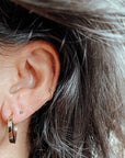 Lightweight Gold Square Hoop Earrings 14 ct gold - 21 mm