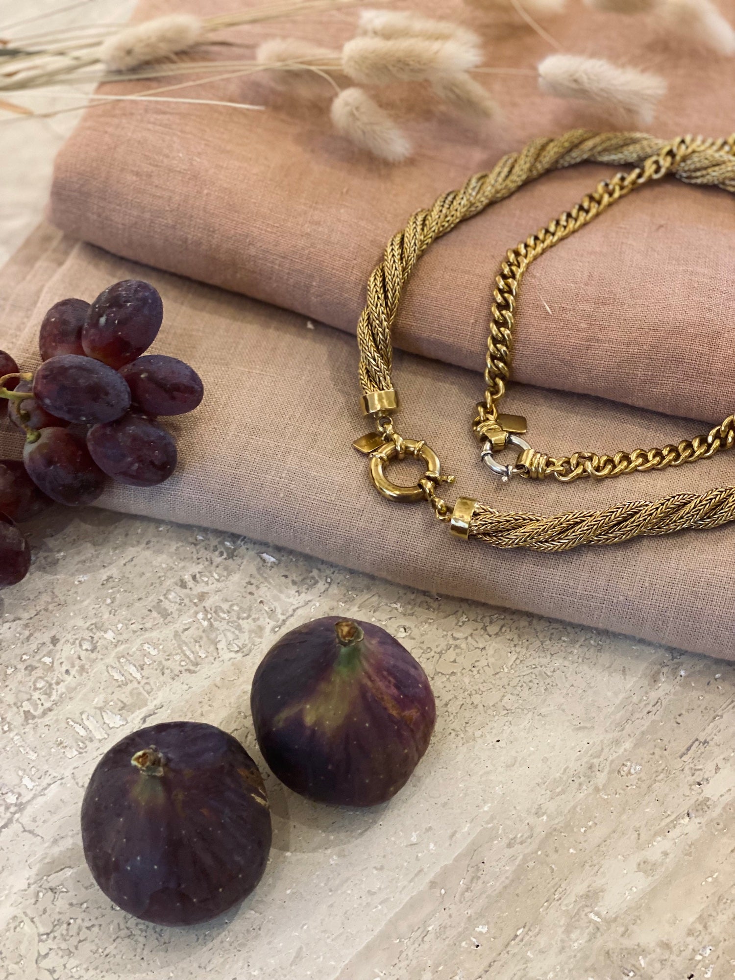 Feuilles necklace
