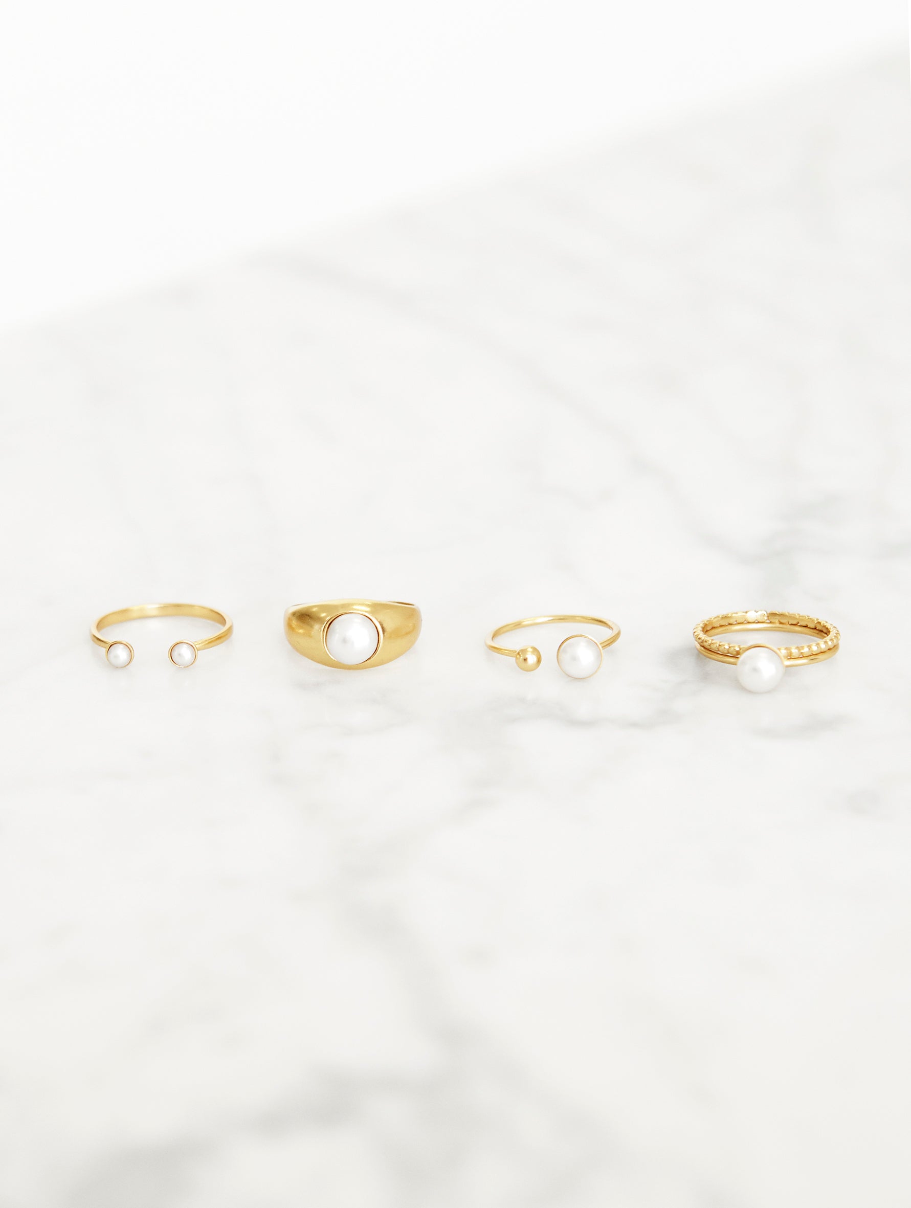 Signet Perle Ring Gold