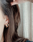 Lightweight Gold Square Hoop Earrings 14 ct gold - 21 mm