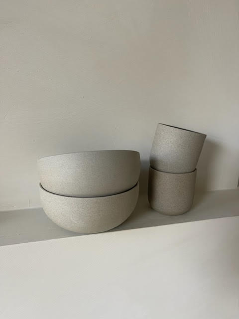 Ceramic bowl beige &amp; black