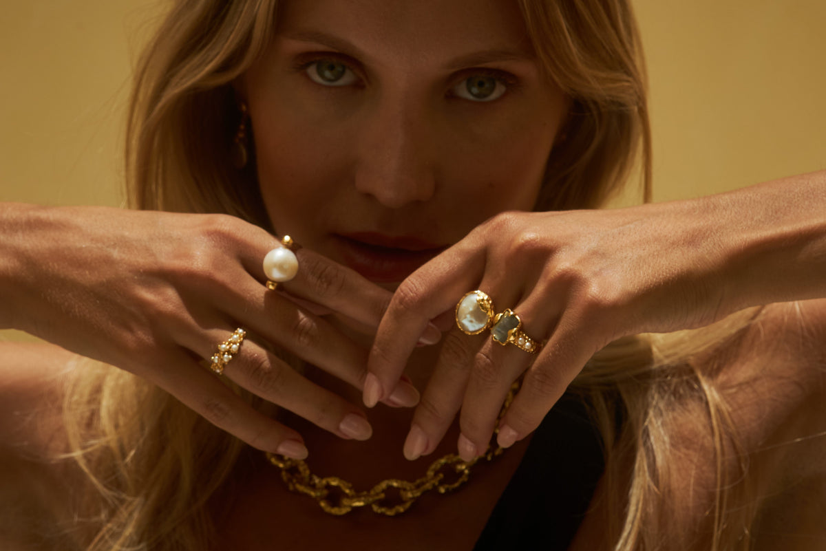 Abby Ringen gold jewelry mimi et toi
