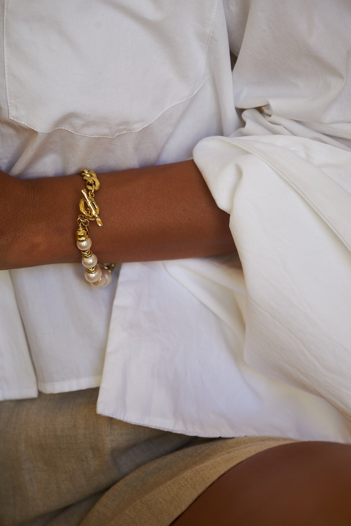 Sloane brass polished bracelet