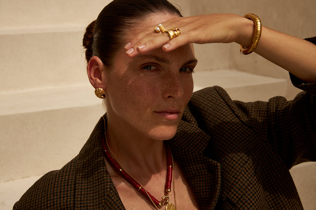 Chloé single earring