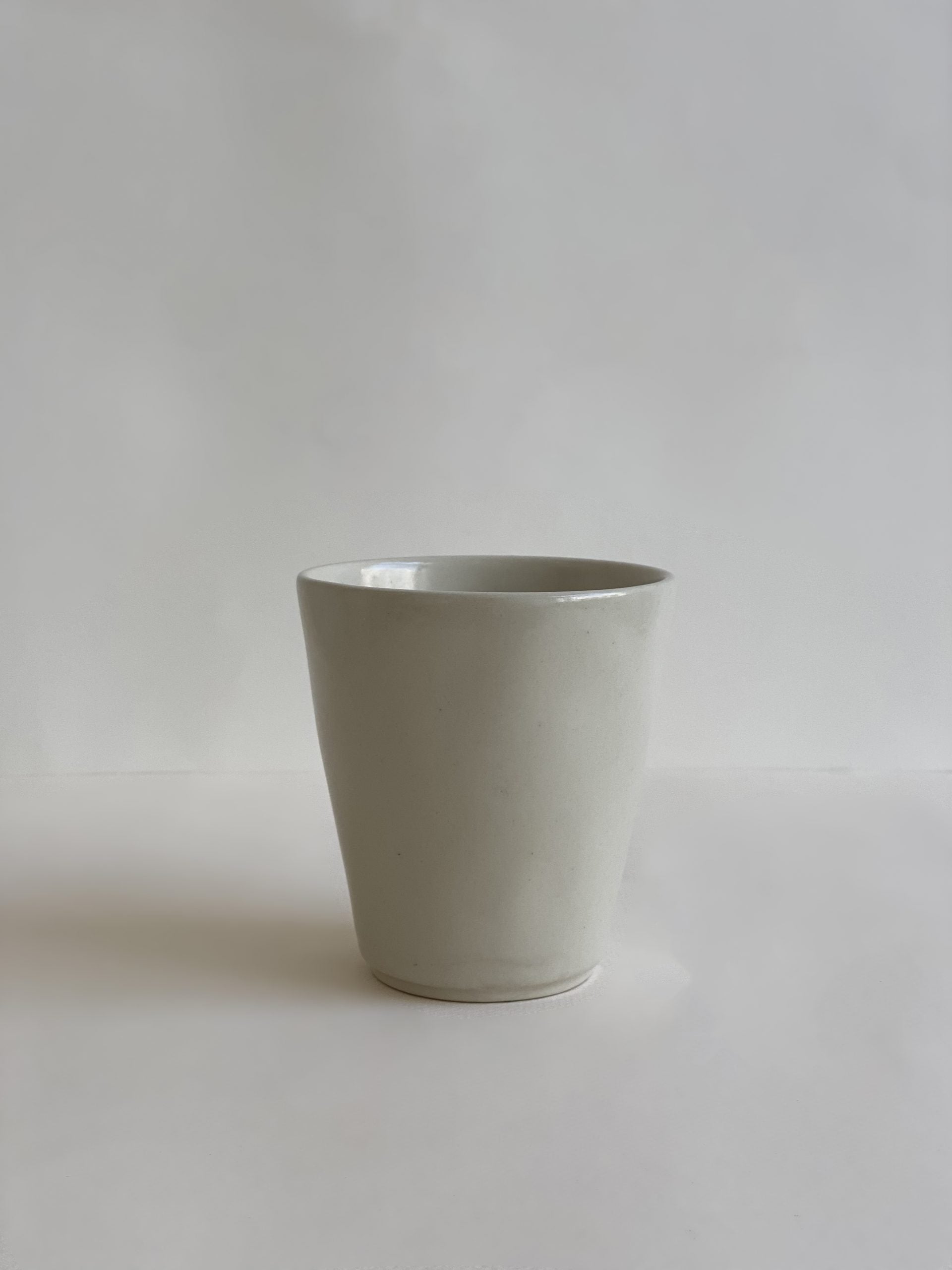 Ceramic mug beige