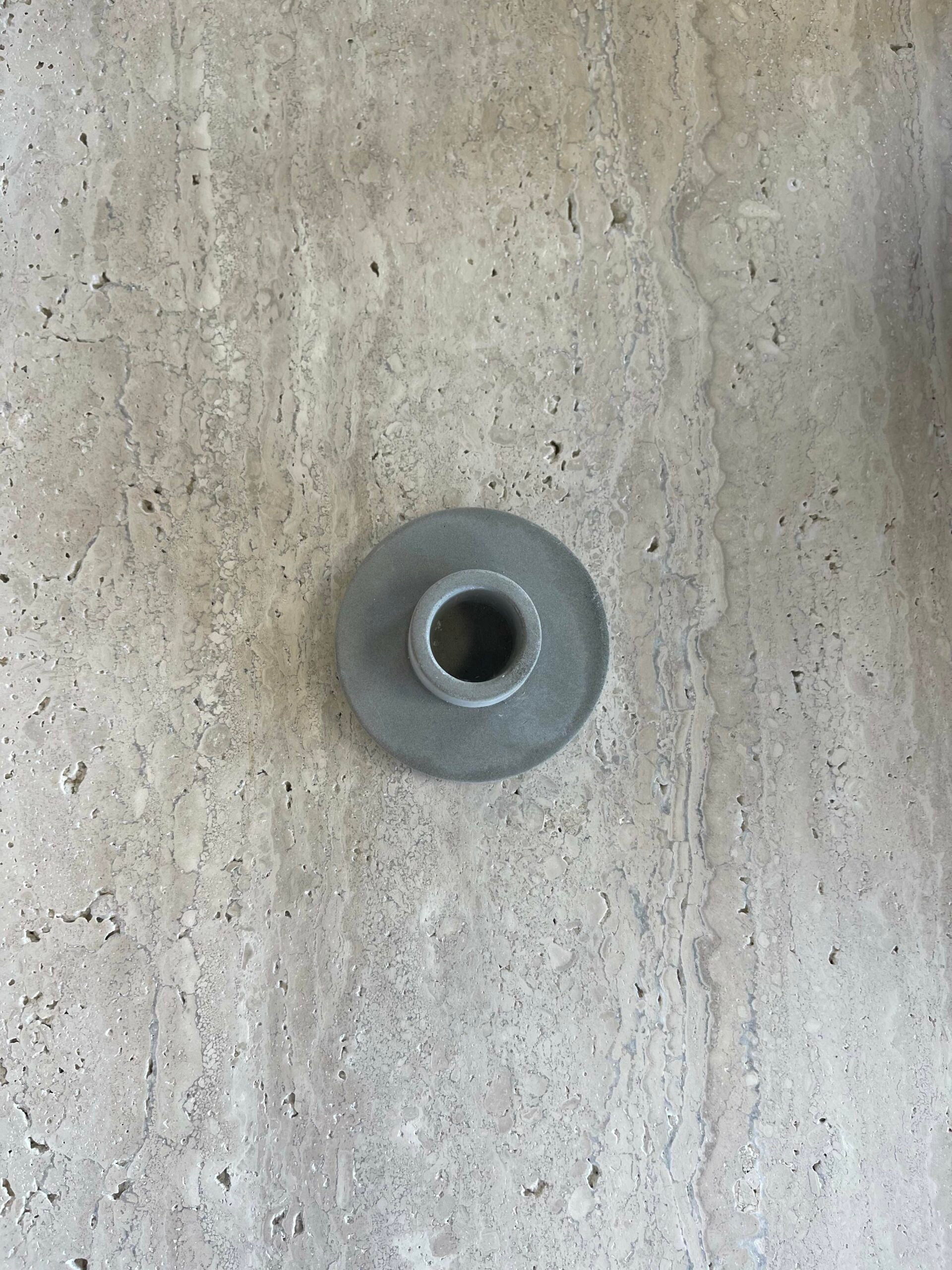 Candle stand concrete