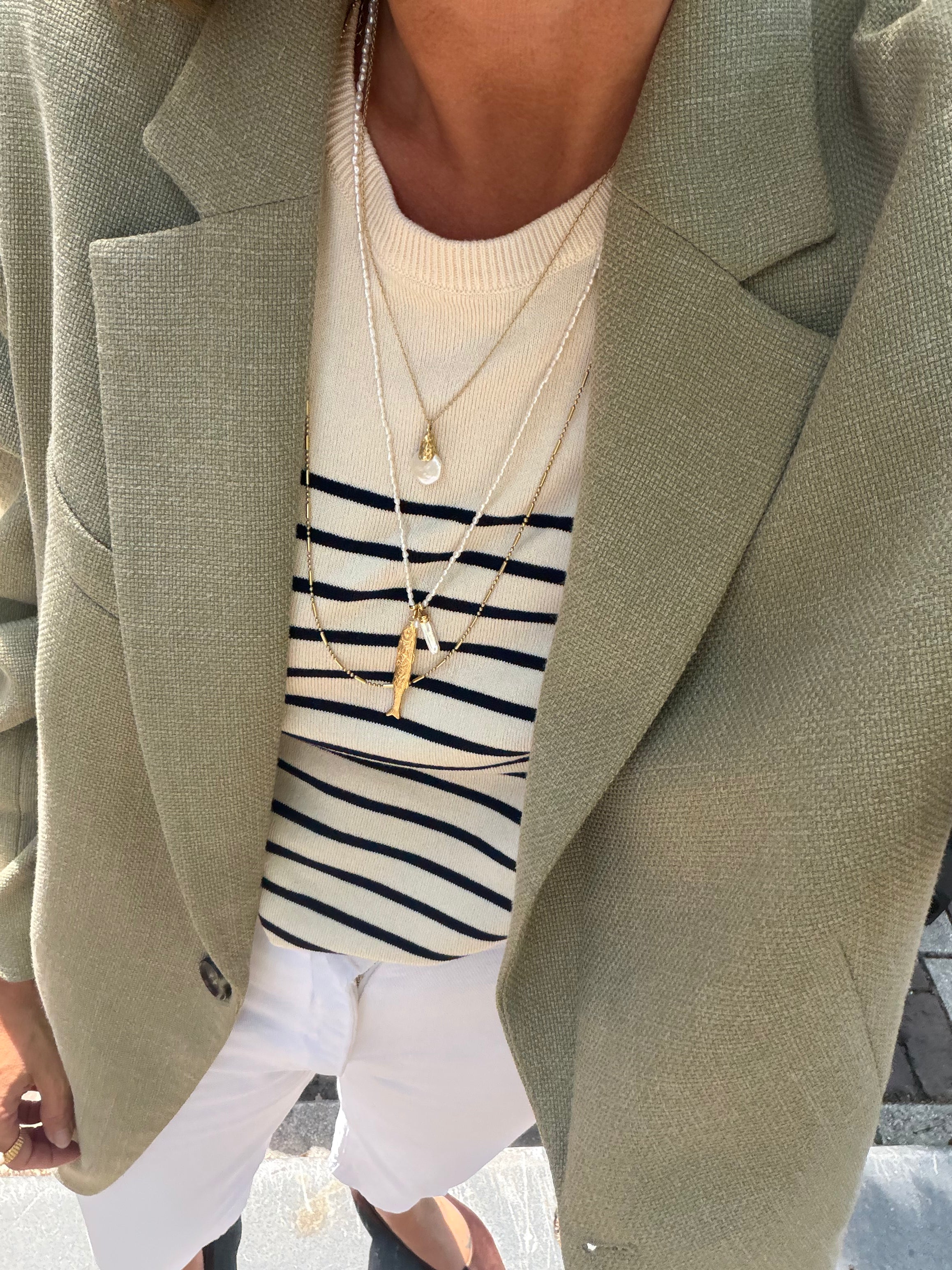Polly pearl necklace