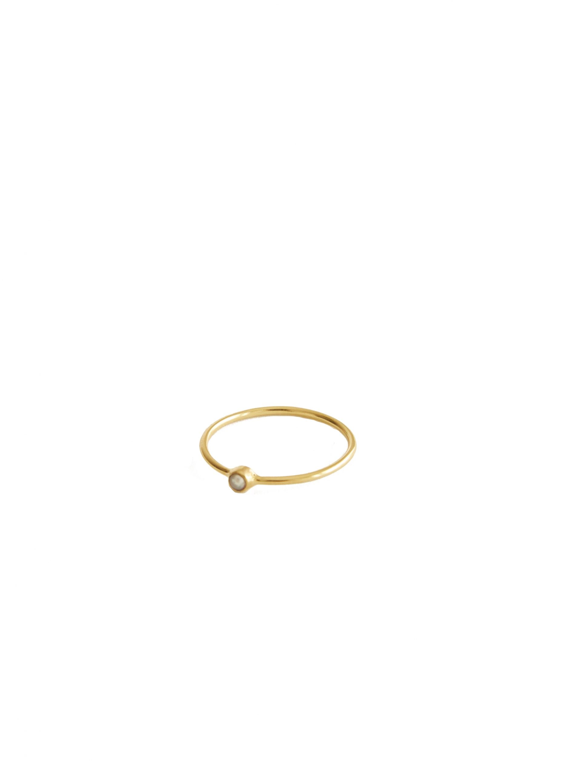 Petite Pierre Pearl Ring Gold
