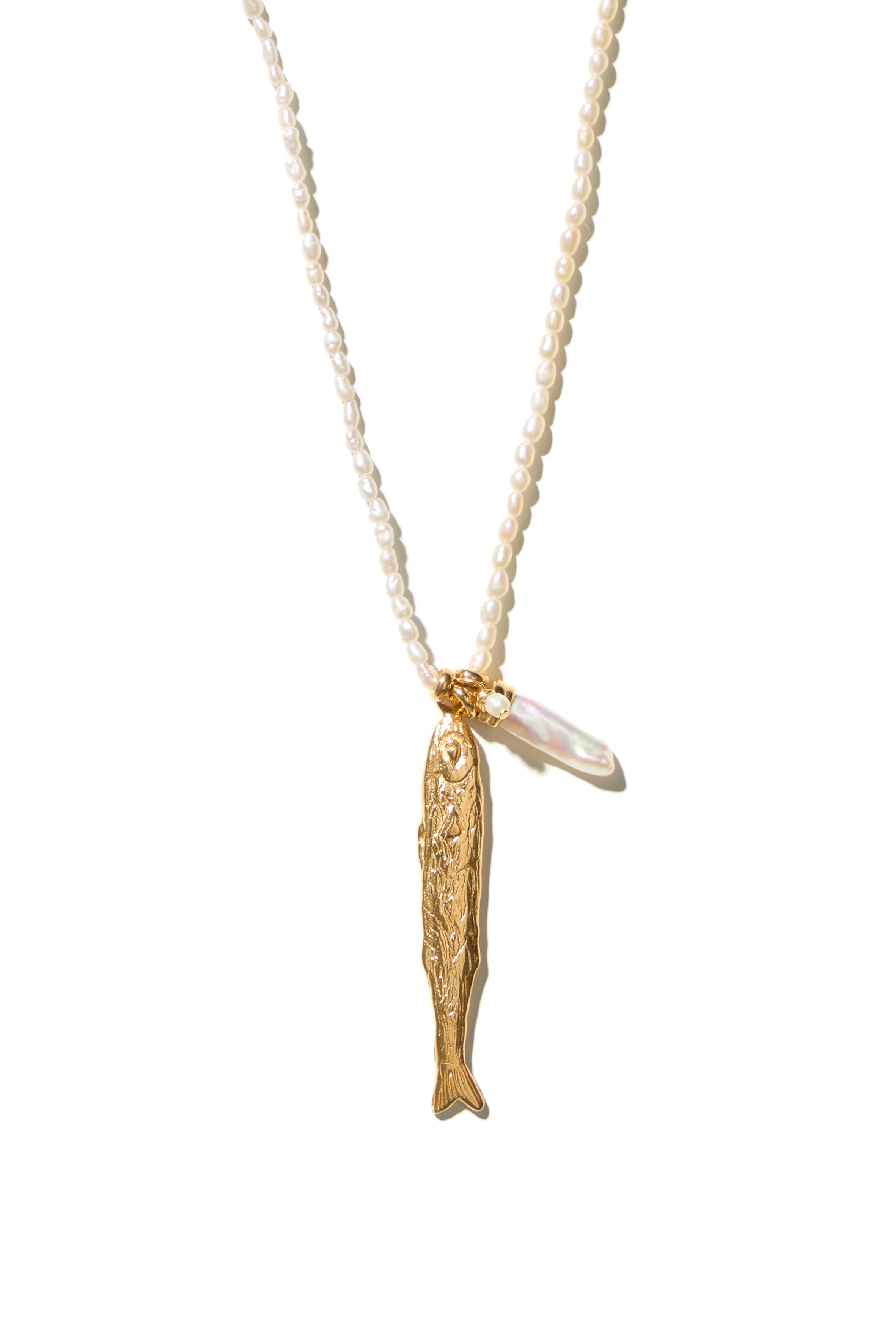 Polly pearl necklace