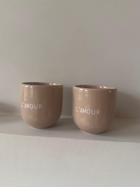 L&#39;amour mugs